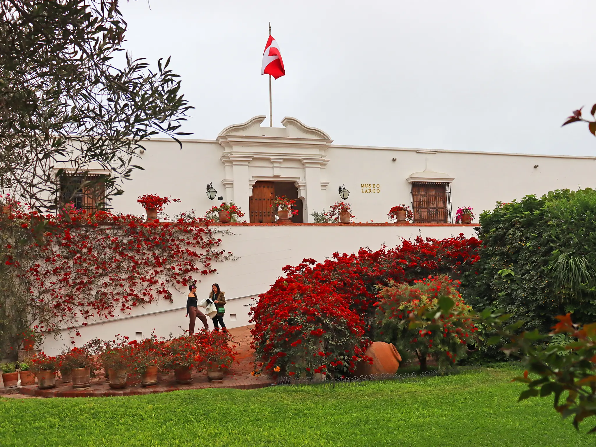 larco museum guided tour lima